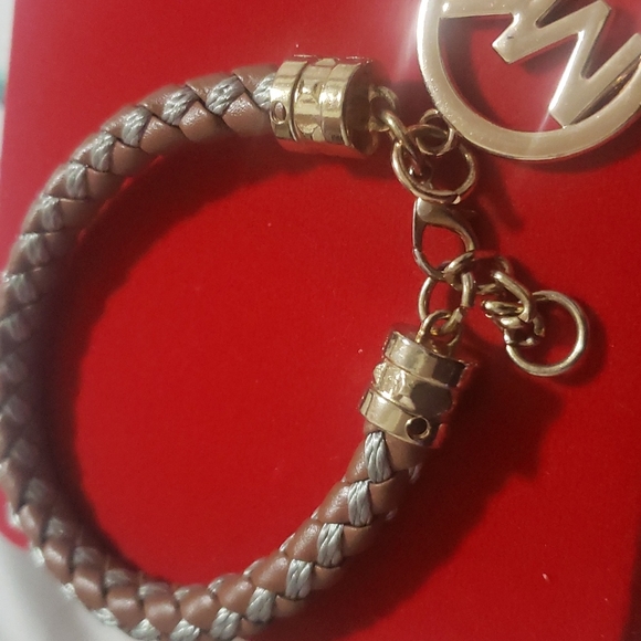 MK Bracelet - Picture 5 of 6